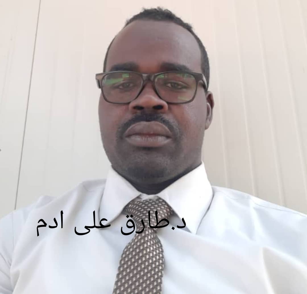 د.طارق على ادم