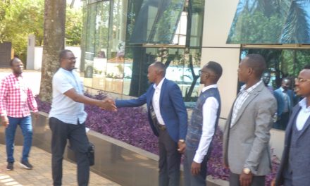 بيان حول اللقاء التنويري مع السيد رئيس حركة العدل والمساواة السودانية الجديدة – مكتب أوغندا.